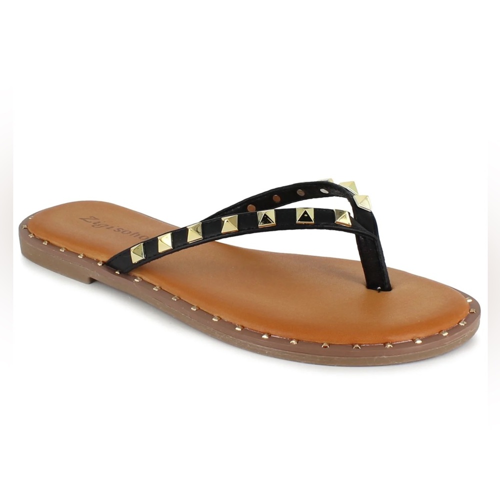 EUC Tahari Women Shoes Sandals
Black Gold Studded Flip Flops Size 9 SKU 5741